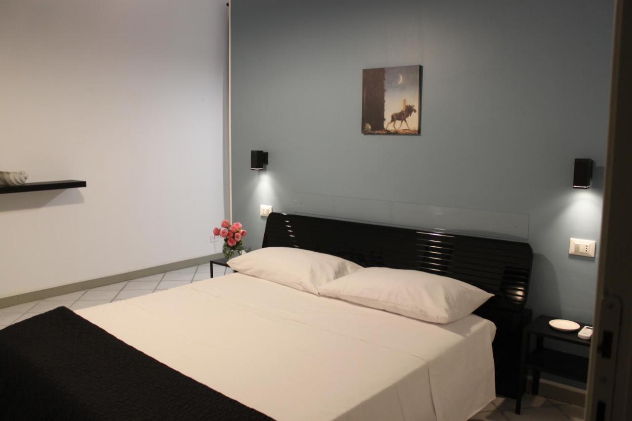 Casa Luna - Accomodation In Santa Maria Maggiore 로마 외부 사진