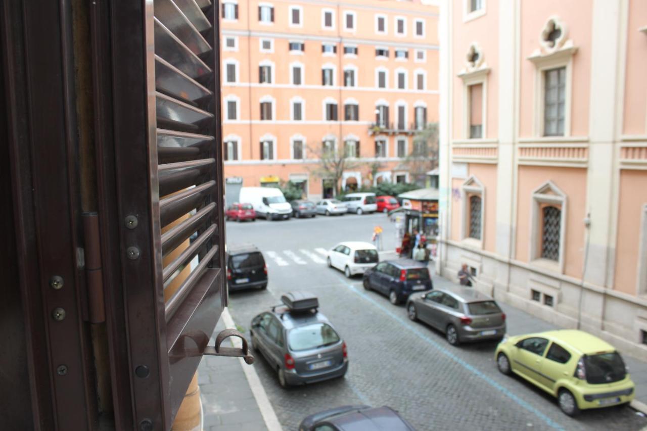 Casa Luna - Accomodation In Santa Maria Maggiore 로마 외부 사진